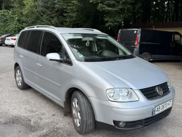 Авто Volkswagen Touran 2004 № 7809257