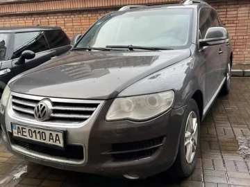 Авто Volkswagen Touareg 2010 № 7809316