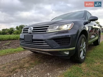 Авто Volkswagen Touareg 2014 № 7809359