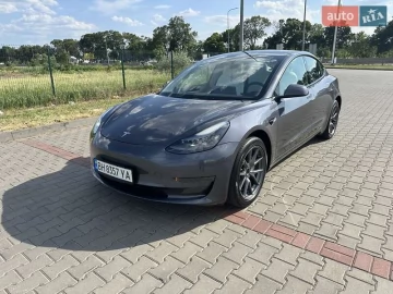 Авто Tesla Model 3 2023 № 7809408