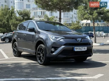 Авто Toyota Rav4 2018 № 7809417