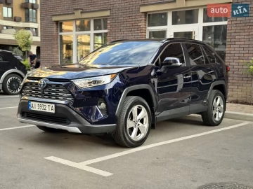 Авто Toyota Rav4 2021 № 7809426