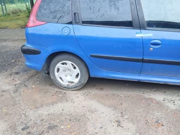 Авто Peugeot 206 2003 № 7809450