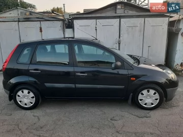 Авто Ford Fiesta 2006 № 7809473