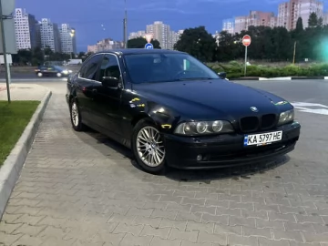 Авто BMW 5 Series 2001 № 7809500