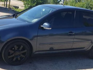 Авто Volkswagen Golf 2004 № 7809543