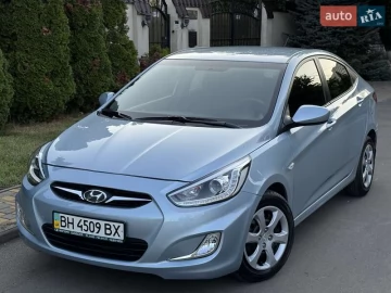Авто Hyundai Accent 2015 № 7809608