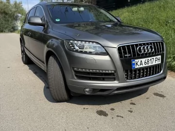 Авто Audi Q7 2015 № 7809673
