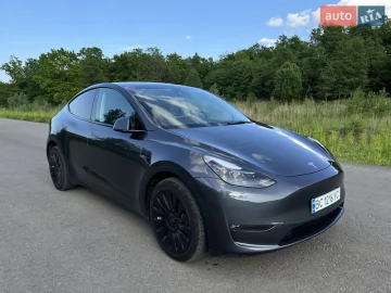 Авто Tesla Model Y 2023 № 7809714