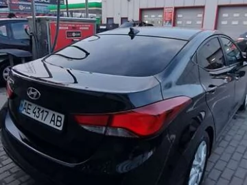 Авто Hyundai Elantra 2015 № 7809755