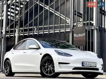 Авто Tesla Model 3 2021 № 7809772