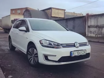 Авто Volkswagen E-Golf 2017 № 7809789