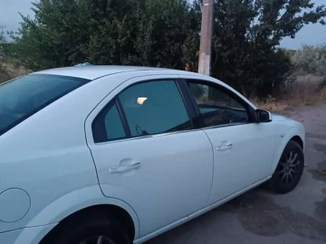 Авто Ford Mondeo 2005 № 7809830