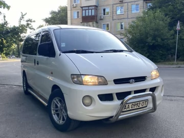 Авто Hyundai H-1 2000 № 7809889