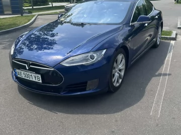 Авто Tesla Model S 2015 № 7809957
