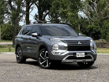 Авто Mitsubishi Outlander 2022 № 7810021