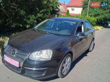 Авто Volkswagen Jetta 2008 № 7810048