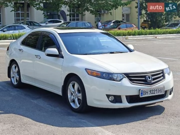 Авто Honda Accord 2010 № 7810059