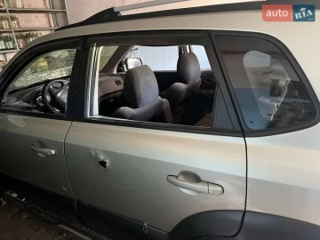 Авто Hyundai Tucson 2008 № 7810085