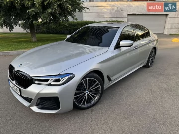 Авто BMW 5 Series 2017 № 7810119