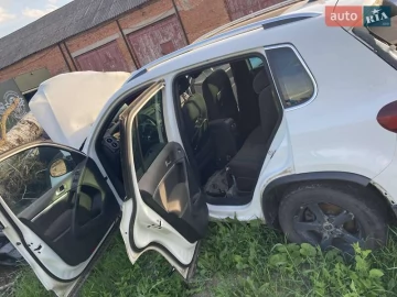 Авто Volkswagen Tiguan 2015 № 7810274