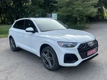 Авто Audi Q5 2021 № 7810334