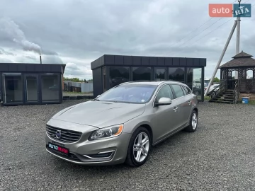 Авто Volvo V60 2013 № 7810495