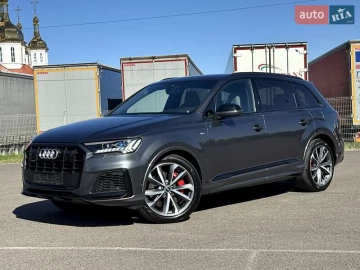 Авто Audi Q7 2021 № 7810684