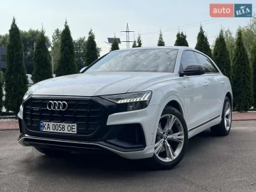 Авто Audi Q8 2020 № 7810685