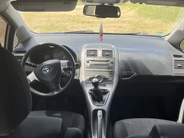 Авто Toyota Auris 2007 № 7810724