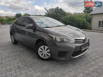 Авто Toyota Corolla 2013 № 7810734