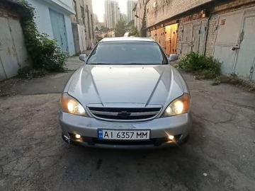 Авто Chevrolet Evanda 2006 № 7810819