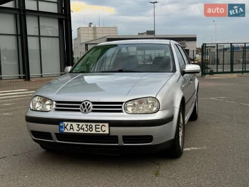 Авто Volkswagen Golf 2000 № 7810832