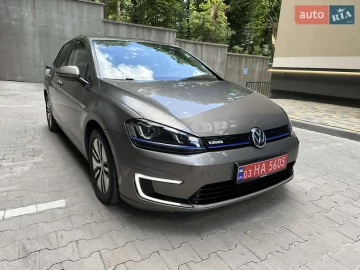 Авто Volkswagen E-Golf 2015 № 7811004