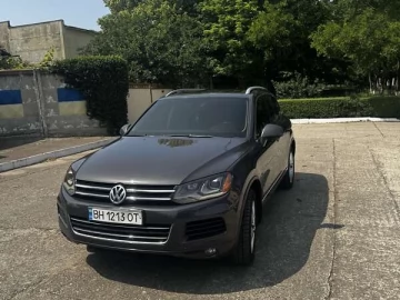 Авто Volkswagen Touareg 2012 № 7811047
