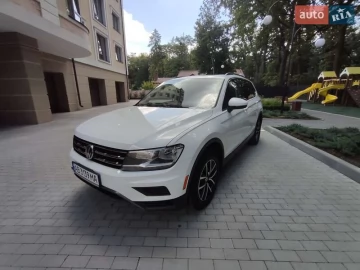 Авто Volkswagen Tiguan 2020 № 7811051