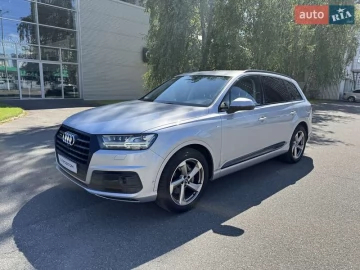Авто Audi Q7 2018 № 7811065
