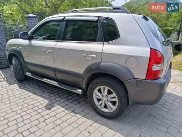 Авто Hyundai Tucson 2008 № 7811157