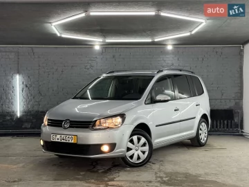 Авто Volkswagen Touran 2014 № 7811195