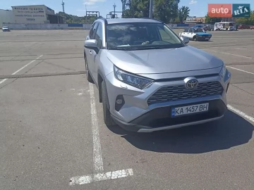 Авто Toyota Rav4 2020 № 7811238