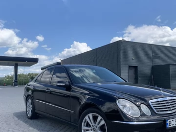 Авто Mercedes E-Class 2002 № 7811291