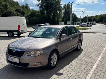 Авто Skoda Superb 2012 № 7811301