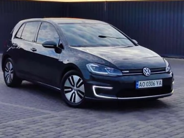 Авто Volkswagen E-Golf 2017 № 7811318
