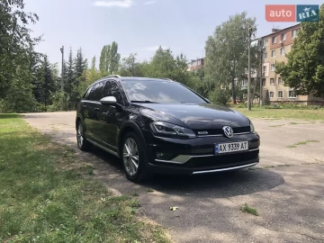 Авто Volkswagen Golf 2016 № 7811328