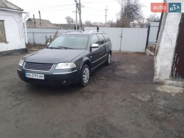 Авто Volkswagen Passat 2001 № 7811401