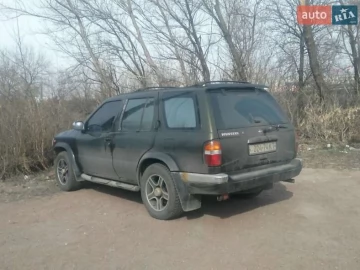 Авто Nissan Pathfinder 1999 № 7811419