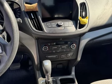 Авто Ford Escape 2016 № 7811460
