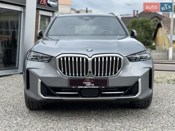 Авто BMW X5 2023 № 7811512