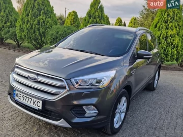 Авто Ford Kuga 2019 № 7811616