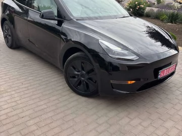 Авто Tesla Model Y 2024 № 7811741